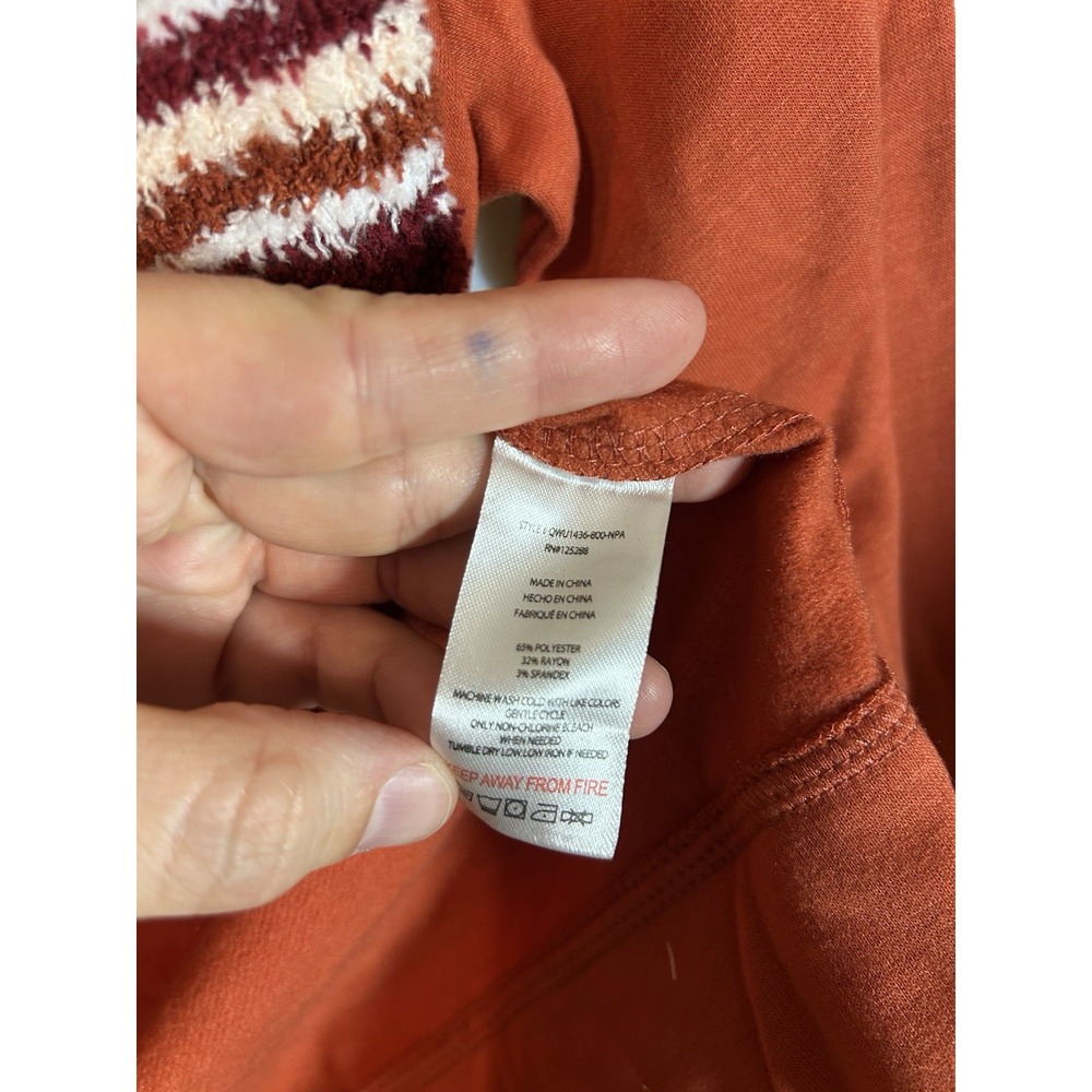 Rae Dunn Orange Pumpkin Spice Fleece Lined Sweatshirt & Socks Women's Size S NWT - Picture 8 of 9